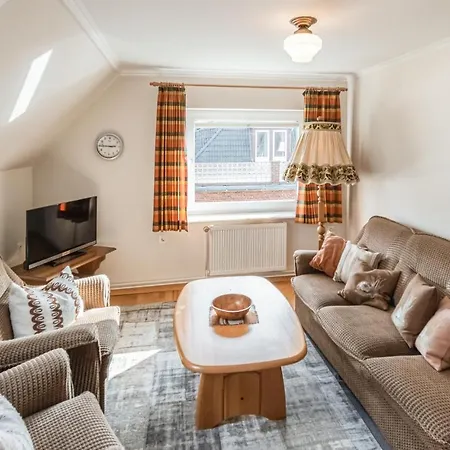Appartamento 2 Bedroom Stunning In *