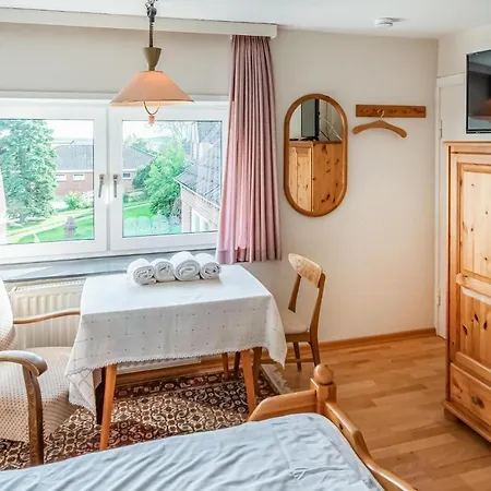 2 Bedroom Stunning In Appartamento *